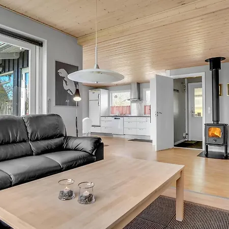 3 Bedroom Lovely In Sydals Holiday home Skovby (Syddanmark)